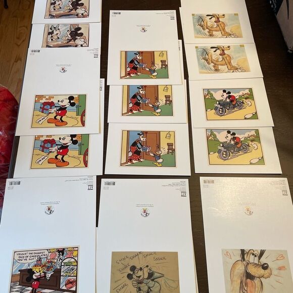 The Art Group Mickey & Co Vintage Foldable Disney Mickey Pluto Minnie Cards - Picture 1 of 16
